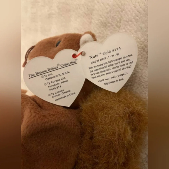 Nuts the Squirrel Beanie Baby - Original - Picture 2 of 8